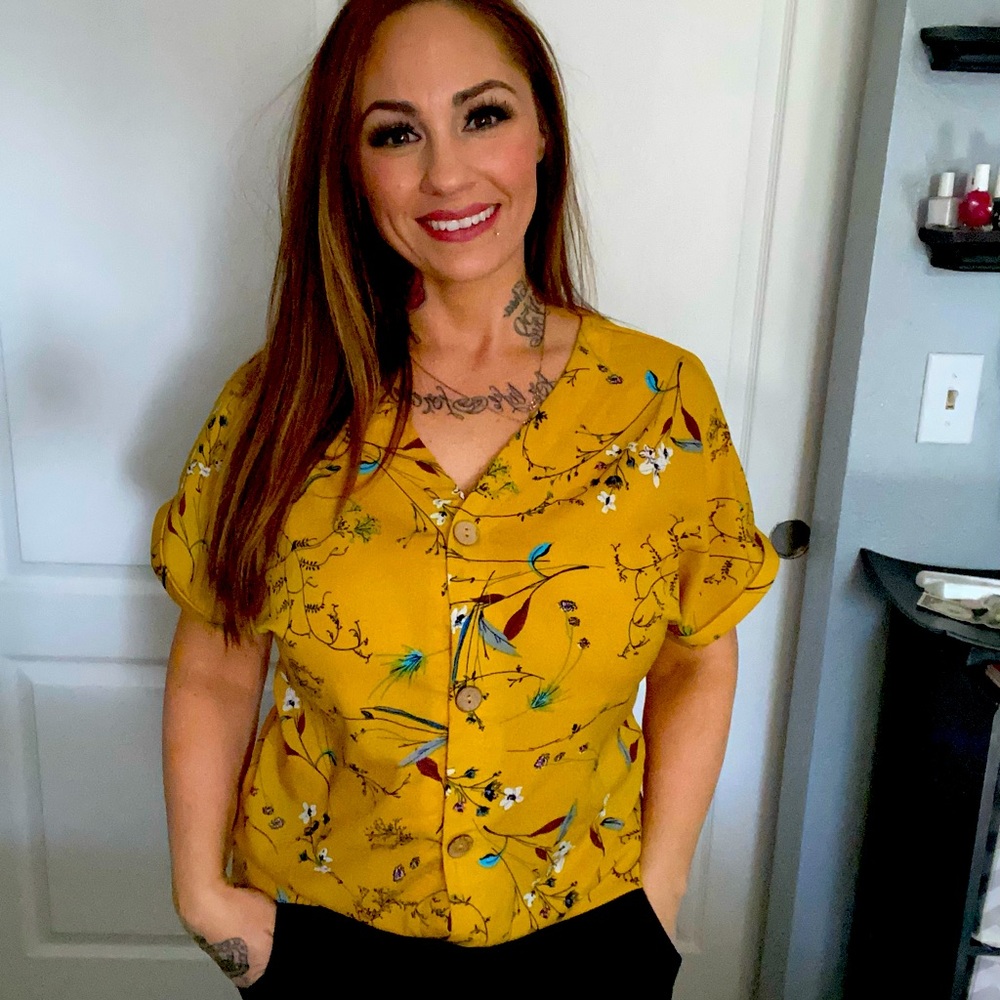 Cute nature blouse!